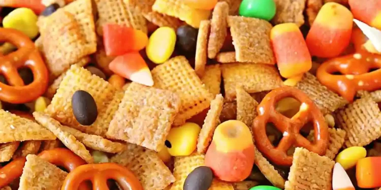 Sweet and Salty Fall Snack Mix You’ll Love to Share!