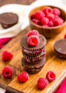 chocolate raspberry cups