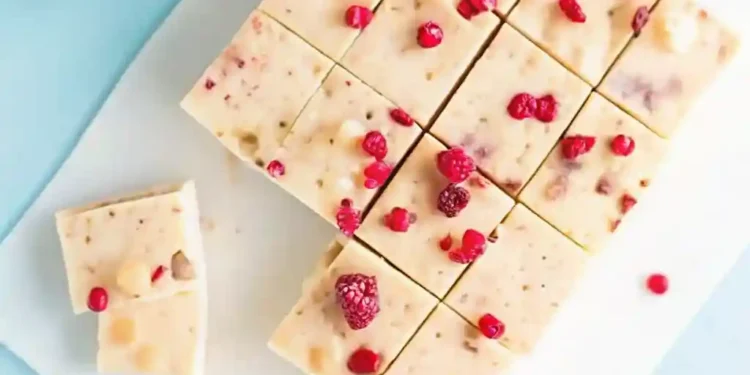 White Chocolate and Raspberry Fudge