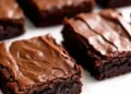 Fudgy Sourdough Discard Brownies (The Ultimate Rich & Tangy Recipe)
