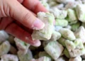 Elegant Pistachio Muddy Buddies (The Ultimate 15-Minute Gourmet Snack Mix)